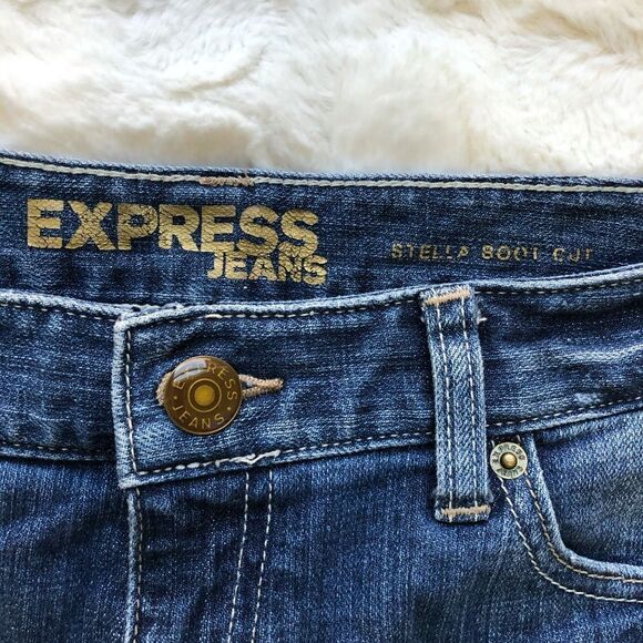 Express Cut Off Short - Women’s 6 - Picture 3 of 6